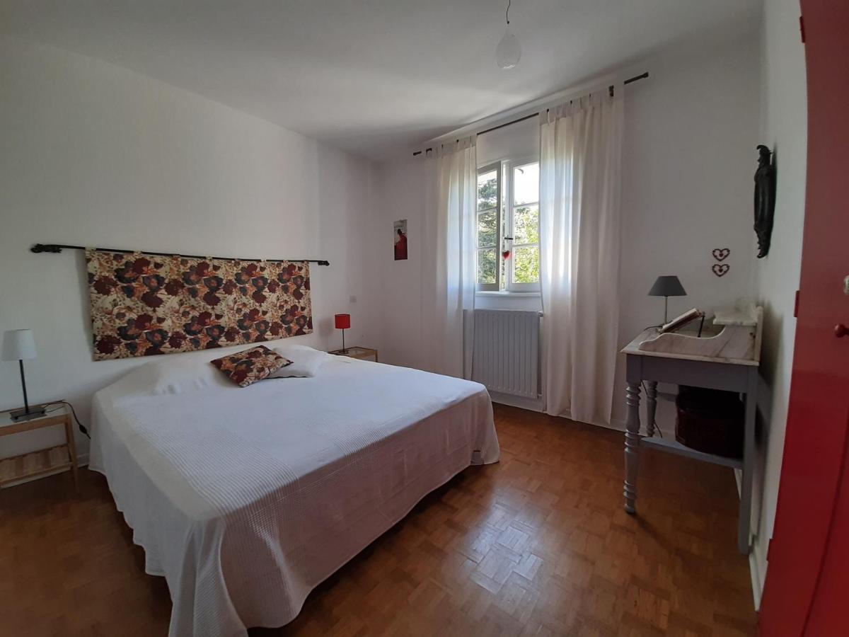 Chambre Soignee Et Accueillante A La Campagne - Ch Rouge L'Honor-de-Cos Экстерьер фото